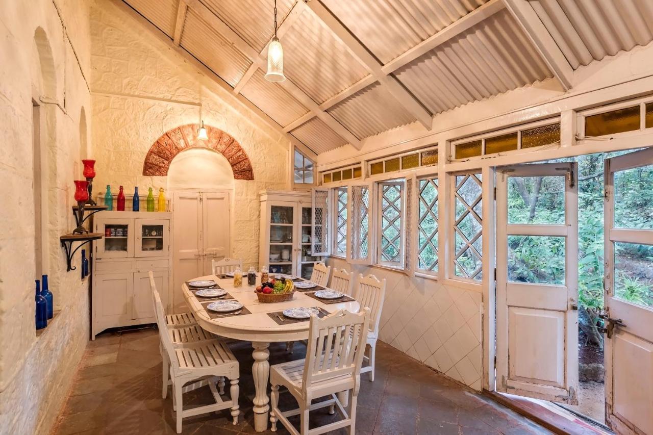 Saffronstays Parsi Manor, ماتيرن المظهر الخارجي الصورة